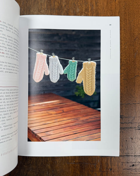 Crochet Hats and Mittens for Everyone by Sascha Blase Van Wagtendonk